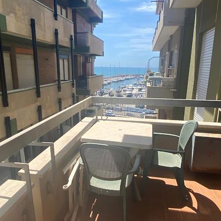 Lucia House Mare Nettuno Apartment Ngoại thất bức ảnh